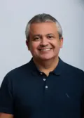 Foto de urna de Elber Batalha